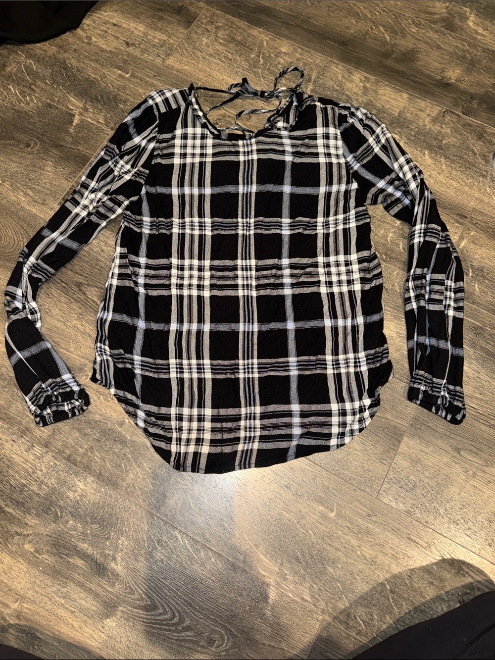 LOFT Black & White Plaid Long-Sleeve Tie-Neck Top